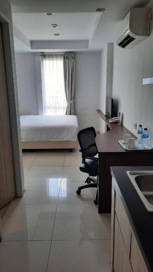 Azalea Suites Cikarang By Jayakarta Group Extérieur photo