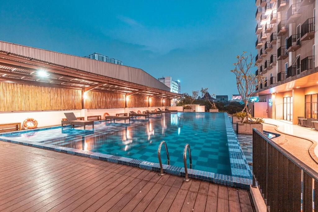 Azalea Suites Cikarang By Jayakarta Group Extérieur photo